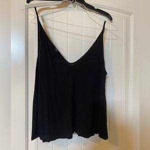 Black deep v tank.